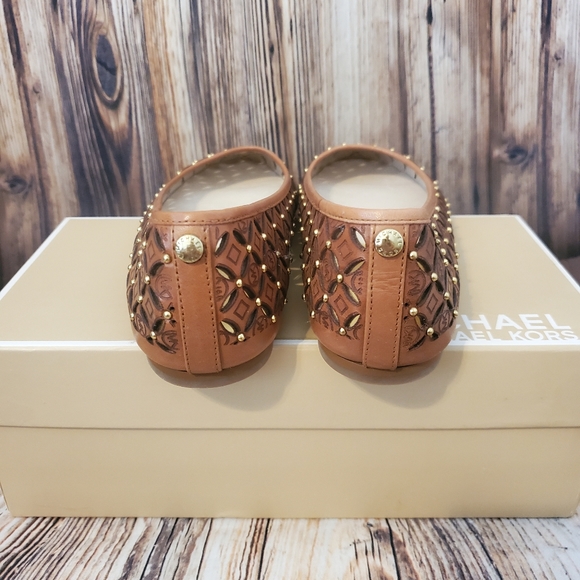 Michael Kors Gabriella Flats - Picture 5 of 11